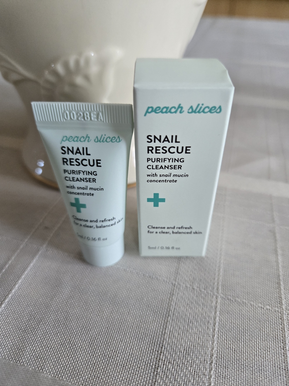 NWT Peach Slices Snail Rescue Purifying Cleanser Travel Mini 5ml 0.16. oz